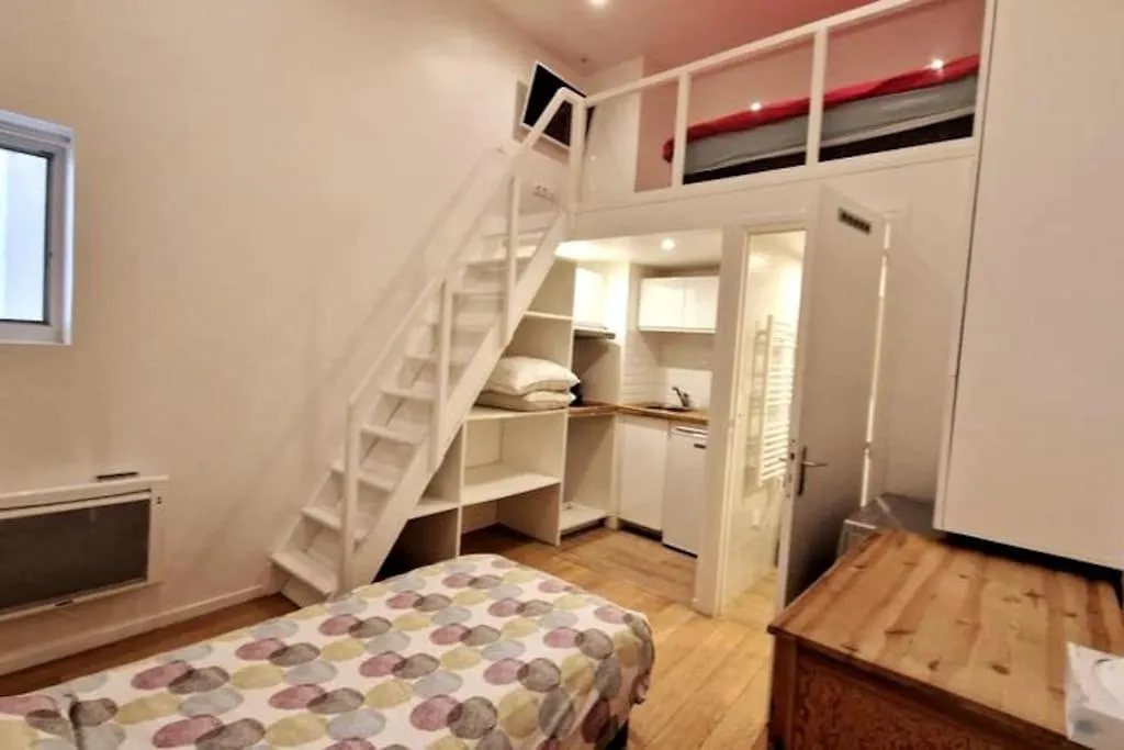 Family Montmartre Apartment